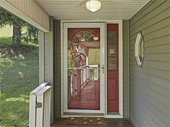 5th image of 1024 Davis Rd