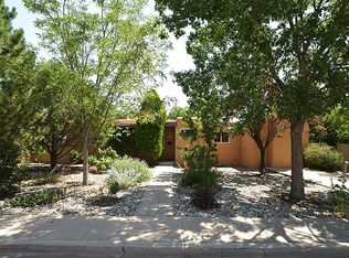131 Pine St, Santa Fe, NM 87501
