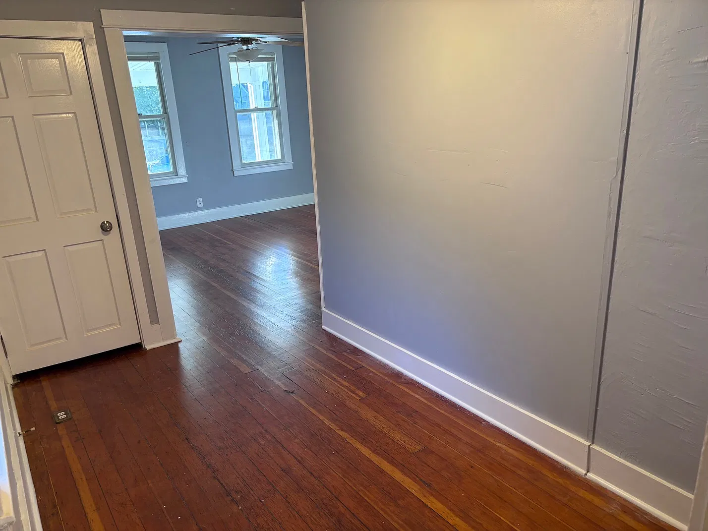 2 bed, 850 sqft, $1,900 — Photo 3