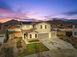 32270 Rambling Ct, Winchester, CA 92596