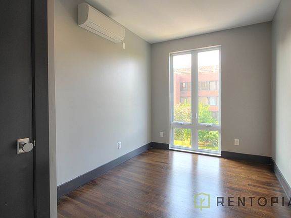 4th image of 276 Nostrand Ave #6G