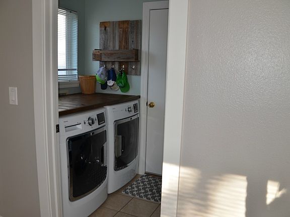5th image of 1410 Park Ave