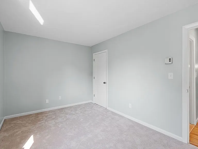 29 Custer St #201 — Photo 12