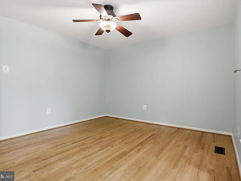 10617 Wheatley St — Photo 9