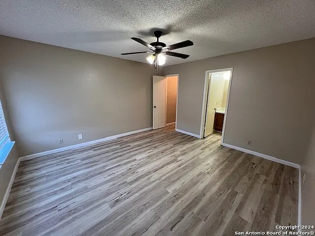 6627 Meadow Fawn Dr — Photo 11