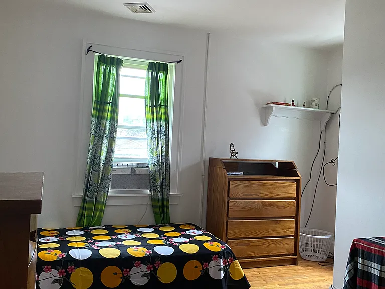 4 Belknap Ave #2 — Photo 6