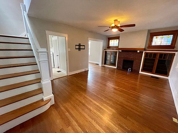 4th image of 1221 E End Ave