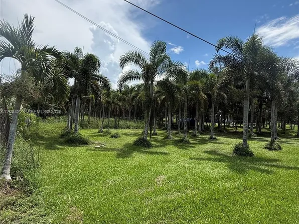 208 SW 208th Ln, Fort Lauderdale, FL 33332
