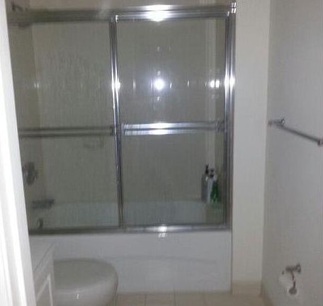 4th image of 1300 NE 109th St APT 206