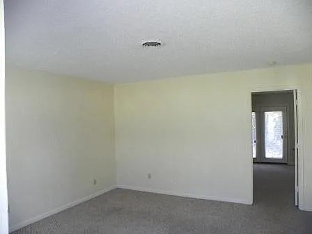 Building Photo - 54 Dogwood Ct