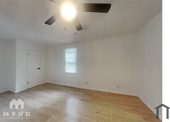 4319 E 56th St — Photo 9