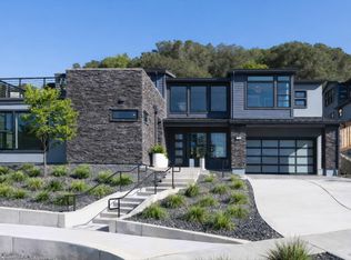 23 Erin Dr, San Rafael, CA 94903
