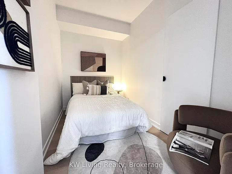 33 Charles St E #2301 — Photo 6