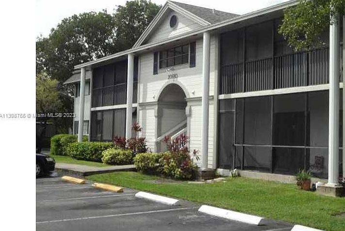 1st image of 468 NE 206th Ln APT 205