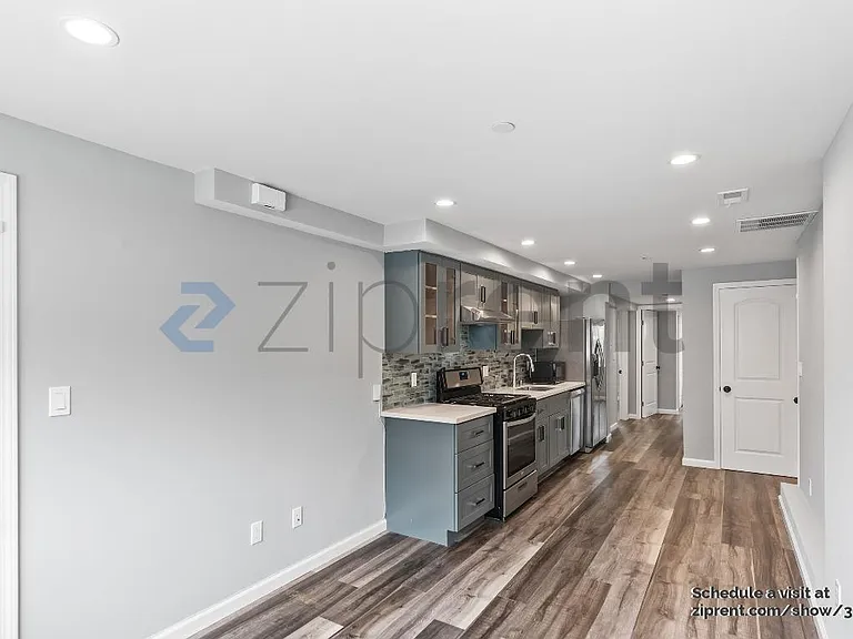 4542 Cabrillo St #A — Photo 7