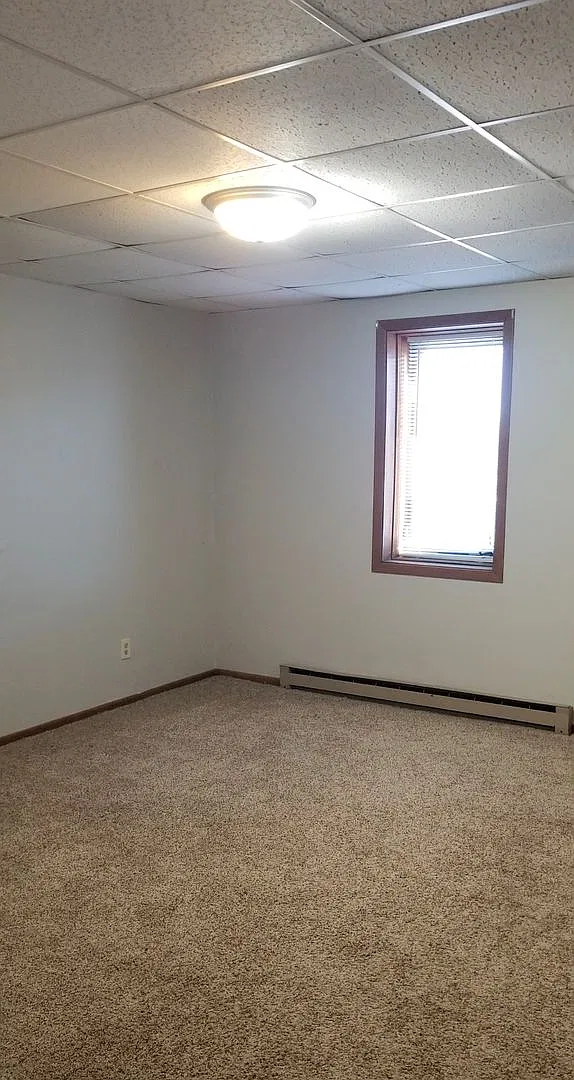 619 Broadway — Photo 3