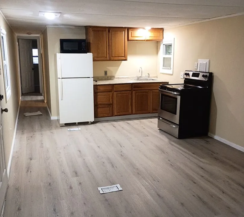 60 Jerome Rd