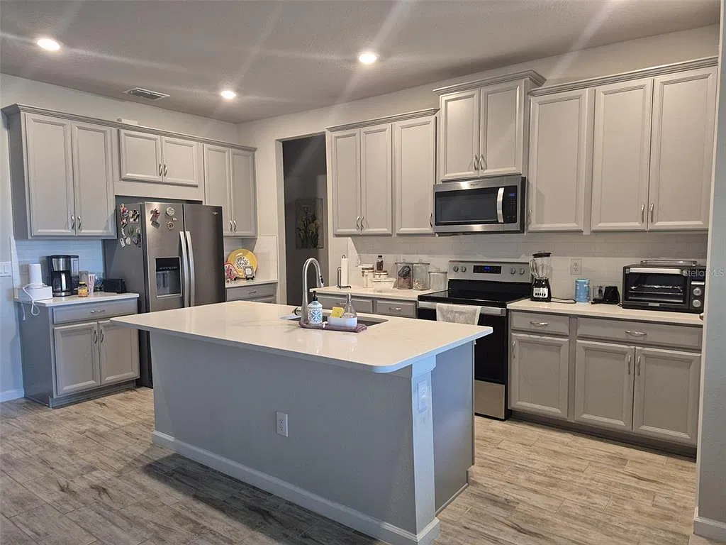 2 bed, 2.0 bath, 1503 sqft, $2,350 — Photo 3
