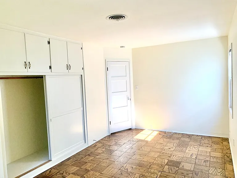 140 G Ave — Photo 16