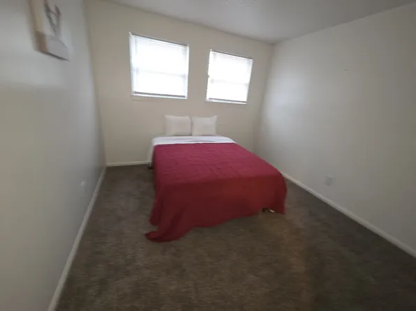2813 Eaton St, Kansas City, KS 66103