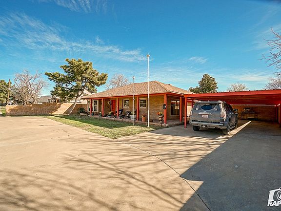 4th image of 1416 Golder Ave