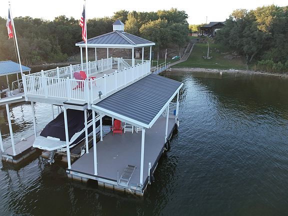 4th image of 4925 Butler Ln