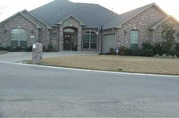 3rd image of 4406 Longthorpe Ct