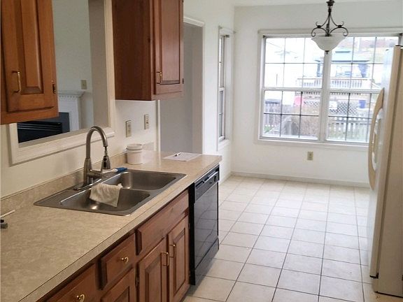 5th image of 6156 Poppy Seed Ln