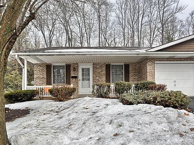 22 Timber Villa Elizabethtown Pa 17022 Zillow