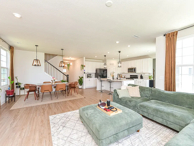 6907 Seattle Slew Dr — Photo 13