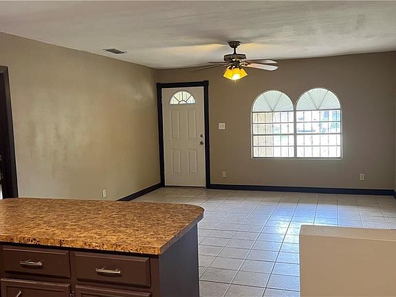 3rd image of 3051 Norma Ave
