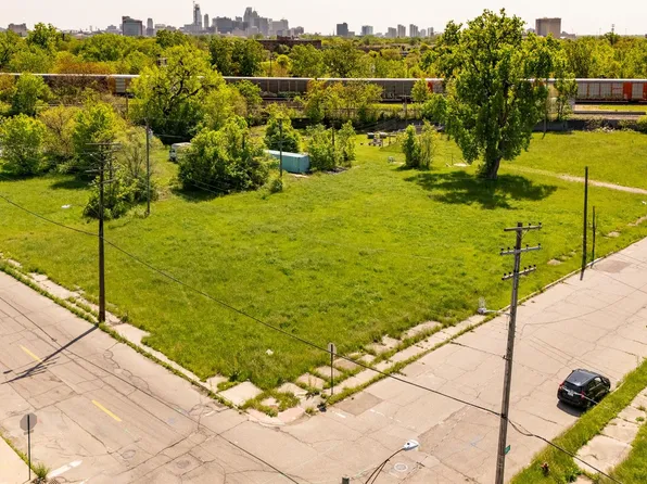 4300 24th St, Detroit, MI 48208