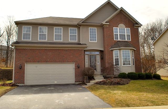 1st image of 821 Hartford Ln