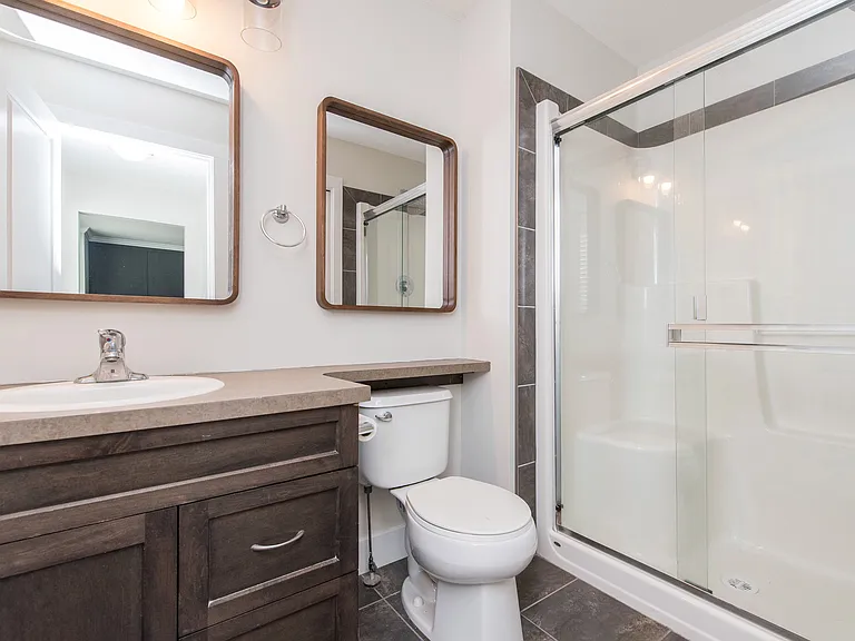 8491 Piper Cres #6 — Photo 1