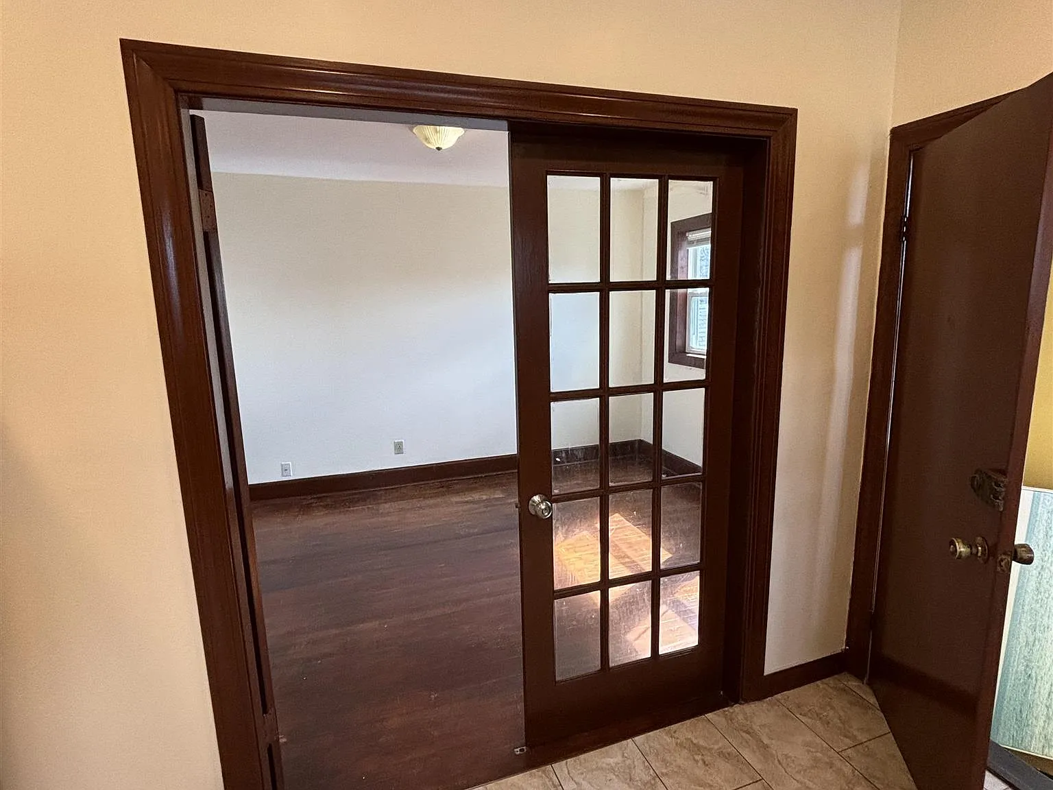 4 bed, 1111 sqft, $3,900 — Photo 4