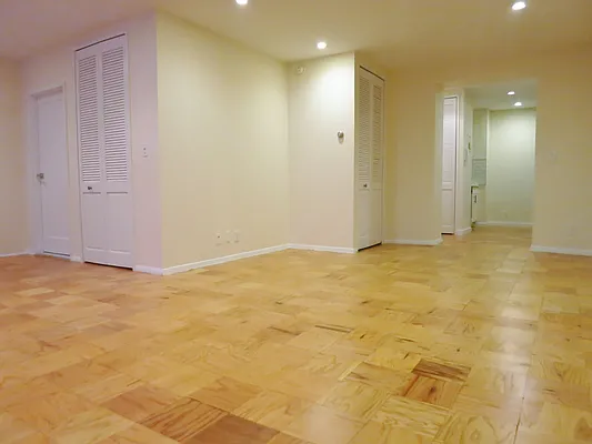 Rented by City & Suburban | media 44