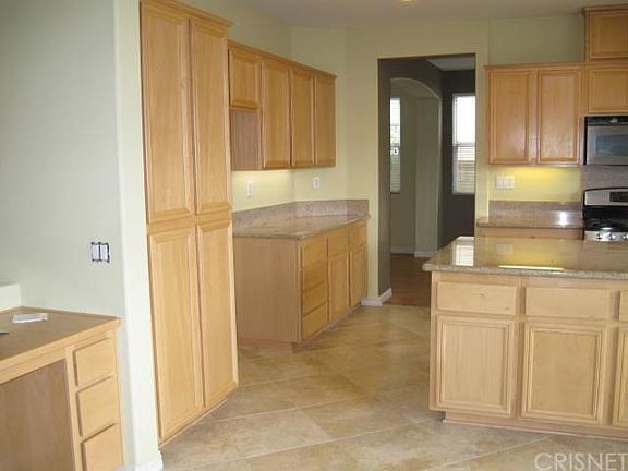 4th image of 43336 Carol Dr