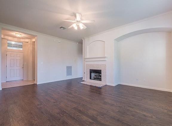 4th image of 4103 Flintwood Ln