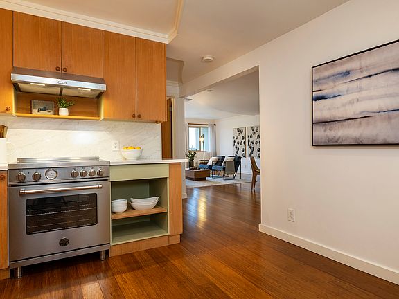 2nd image of 732 11th Ave E APT 304