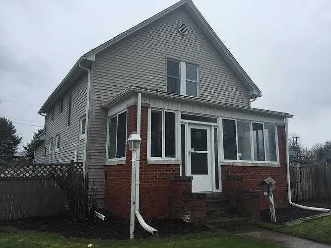 408 Woodson St photo 1