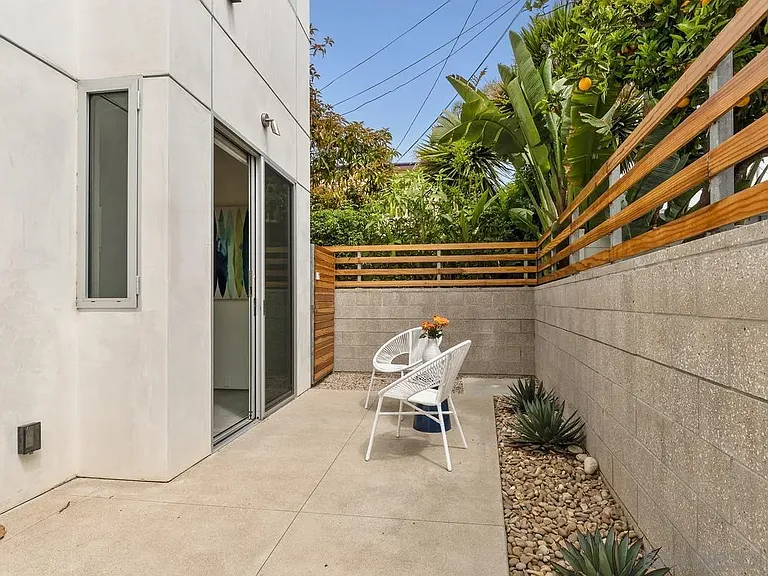 8001 Calle De La Plata — Photo 37