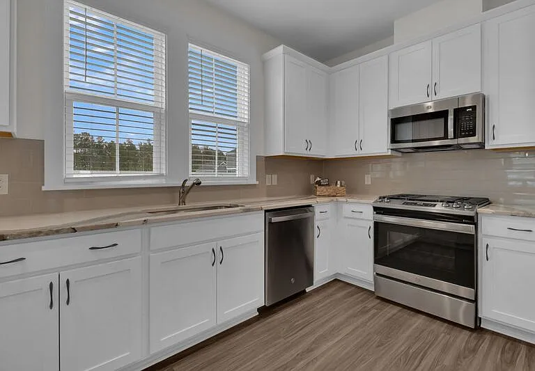 268 Symphony Ave — Photo 30