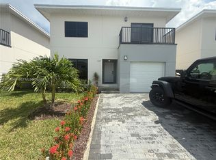 1327 NW 2nd Ln, Florida City, FL 33034