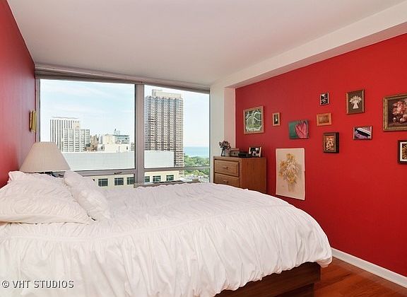 4th image of 330 W Diversey Pkwy APT 1704