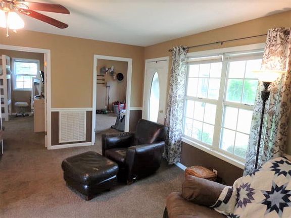 4th image of 207 Woodland Dr