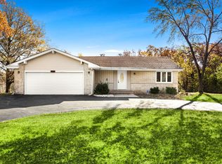 224 Denell Dr, Crete, IL 60417