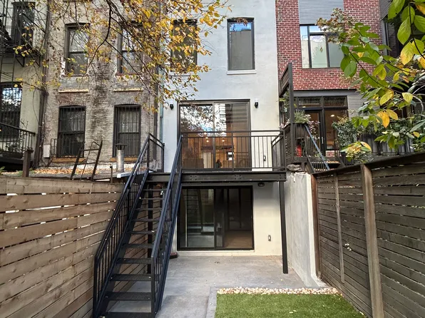 56 Douglass Street image 16 of 17