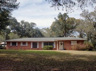 5582 Aragon Ave, De Leon Springs, FL 32130
