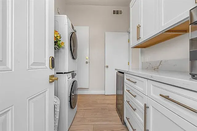 166 Ebony Ave — Photo 24