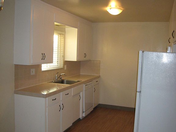 4th image of 874 Bing Dr APT 4